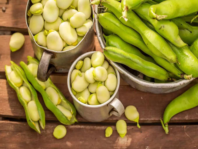 बाकला या फावा बीन्स