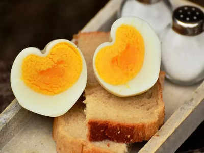 Side Effects Of Eating Eggs: ডিম খেতে ভালোবাসেন? প্রয়োজনের চেয়ে বেশি খেলে কিন্তু এই সমস্যা হতে পারে!