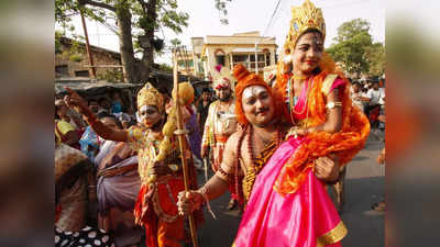Chrak Puja 2022: নববর্ষের আগের দিন গ্রামবাংলা মেতে ওঠে চড়ক পুজোয়, জানুন চড়কের ইতিহাস