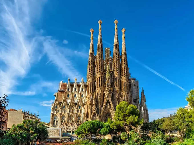 ला सगारदा फ़मिलिया, बार्सिलोना - La Sagrada Familia, Barcelona