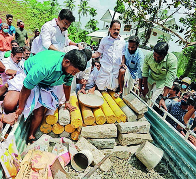 ​വോട്ടുചോര്‍ച്ച തടയണം