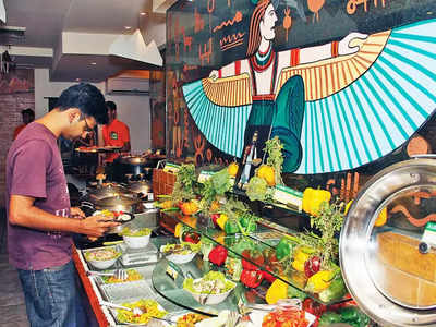 हजार रुपए से भी कम में दिल्ली के इन रेस्टोरेंट में उठाएं ‘Buffet System’ का मजा