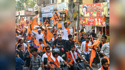 Shobha Yatra News: उत्तम नगर में हथियारों के साथ निकाली शोभा यात्रा, तलवार और हथौड़े लहराते हुए शामिल हुए लोग