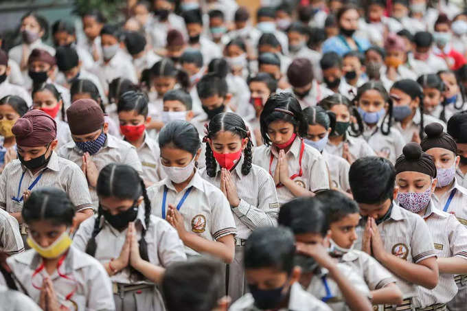 दिल्‍ली: मास्‍क और स्कूलों में हाइब्रिड मोड पर क्लासेज पर फैसला!