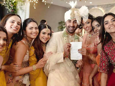 Ranbir Kapoor पर भारी पड़ी उनकी सालियां, शादी के दिन साइन करवाया खास शर्त वाला ये डॉक्‍यूमेंट