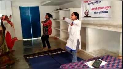 Khushi Dubey Zumba Danc: कानपुर जेल में खुशी दुबे का जुंबा डांस करते हुए वीडियो वायरल, बिकरू कांड से लेकर UP चुनाव तक चर्चा में रहीं खुशी