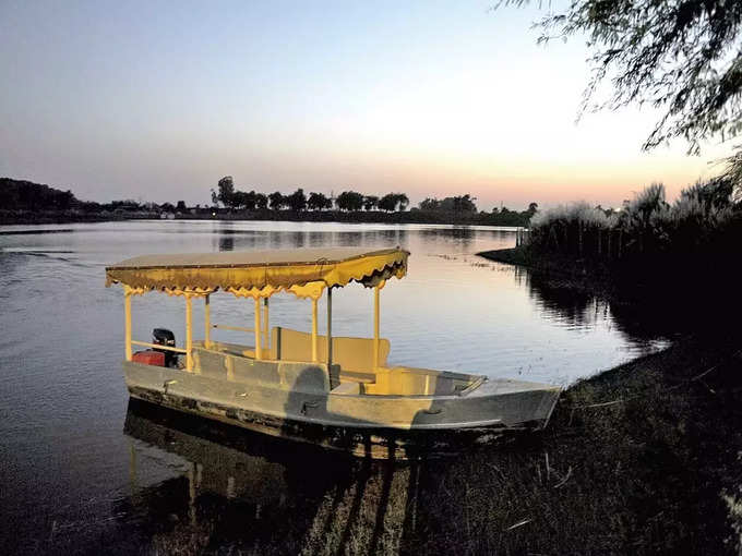 दमदमा झील, गुड़गांव - Damdama Lake, Gurgaon