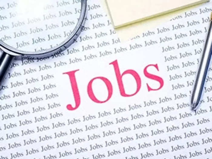 Over 1.5 lakh active job offers across various sectors on NCS portal: Govt