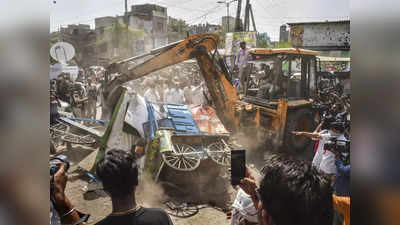 Jahangirpuri Bulldozer SC News : जहांगीरपुरी में टेबल, चेयर हटाने के लिए बुलडोजर चलाया आपने? जब सुप्रीम कोर्ट ने पूछा सवाल