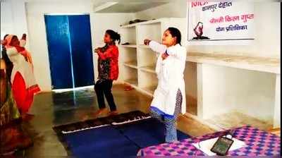Khushi Dubey Zumba Dance Jail: खुशी दुबे के वायरल जुंबा डांस वीडियो की जांच शुरू, महिला बंदियों की पहचान उजागर होने पर DIG जेल सख्त