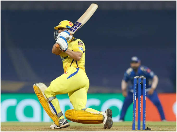 MS Dhoni finishes off on style (Pic Credit: IPLT20.com)
