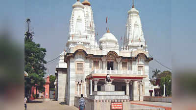 Gorakhnath Mandir: गोरखनाथ मंदिर में धीमी हुई भजन की आवाज, CM योगी के ट्वीट के बाद मंदिर प्रशासन ने खुद उठाया कदम