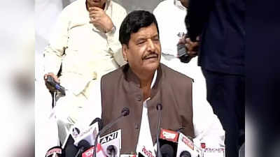 Shivpal Yadav: एक तरफ अखिलेश यादव से बेरुखी, दूसरी तरफ आजम खान से करीबी, शिवपाल के मन में क्या है? समझिए सियासत