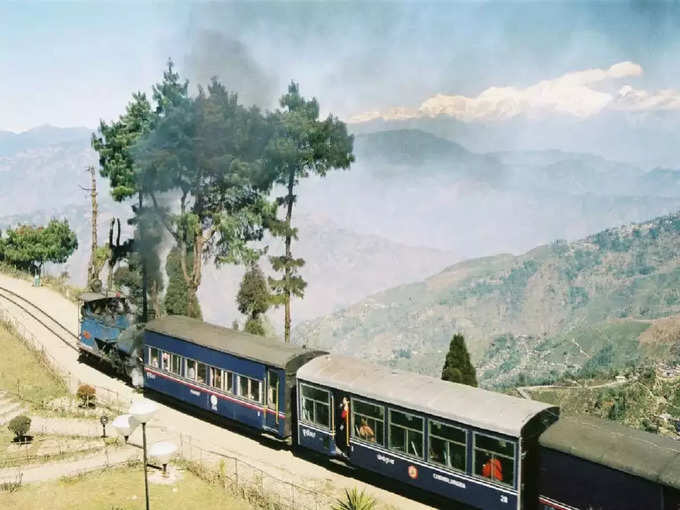 दार्जिलिंग में हनीमून - Honeymoon in Darjeeling in Hindi