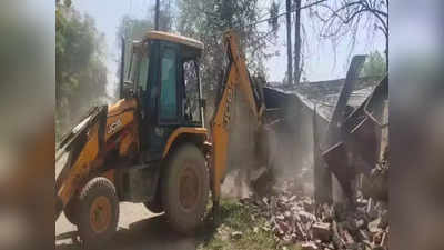 Muzaffarnagar News: मुजफ्फरनगर में 50 करोड़ की जमीन पर बनी अवैध कॉलोनियों को ढहाया, विकास प्राधिकरण का ऐक्शन