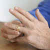 अनामिका उंगली (Ring Finger) की बनावट खोलेगी भविष्य के कई राज। जानें, क्या  कहती है आपकी अनामिका उंगली | अनामिका उंगली (Ring Finger) की बनावट खोलेगी ...
