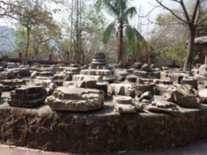 मदन-कामदेव मंदिर
