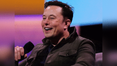 Elon Musk Twitter takeover: एलन मस्क के साथ डील से पराग अग्रवाल की कुर्सी खतरे में, नौकरी गई तो मिलेंगे 321 करोड़ रुपये