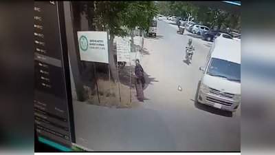 Karachi বিশ্ববিদ্যালয়ে Blast-এর পিছনে ছিলেন একজন মহিলা! সামনে চাঞ্চল্যকর CCTV ফুটেজ