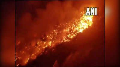 दिल्ली के भलस्वा लैंडफिल स्थल पर भीषण आग लगी, मंत्री ने 24 घंटे के भीतर मांगी रिपोर्ट
