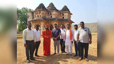 ಹಂಪಿಯಲ್ಲಿ ಅಂತಾರಾಷ್ಟ್ರೀಯ ಯೋಗ ದಿನ ಕಾರ್ಯಕ್ರಮಕ್ಕೆ ಚಿಂತನೆ: ವಚನಾನಂದ ಶ್ರೀ