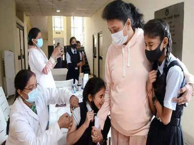 Students Vaccination: विद्यार्थ्यांच्या लसीकरणाबाबत शाळांना अल्टिमेटम