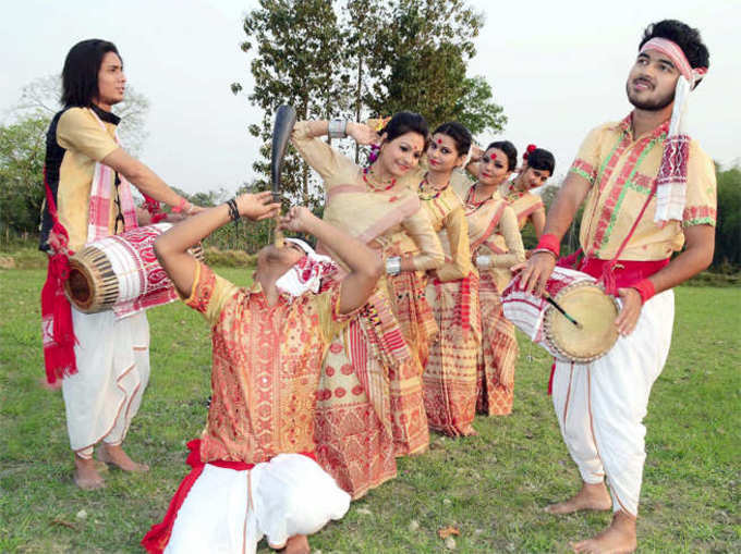 प्रकृति को धन्‍यवाद देता बैसाखी पर्व