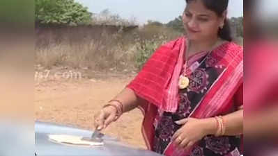 গাড়ির উপরেই তৈরি হয়ে যাচ্ছে রুটি! দেখুন ভাইরাল ভিডিয়ো