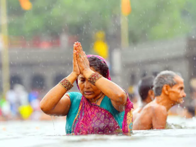 ​ಪವಿತ್ರ ನದಿ ಸ್ನಾನ