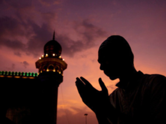 तीन हिस्सों में बंटता है रमजान
