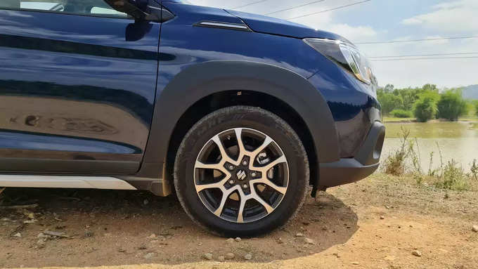 Maruti Suzuki XL6 Test Drive