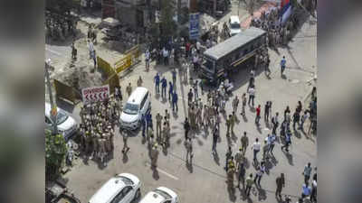 Jahangirpuri Violence: दिल्ली पुलिस ने दो और आरोपियों को किया गिरफ्तार, हिंसा के दिन भीड़ को बांट रहे थे तलवार