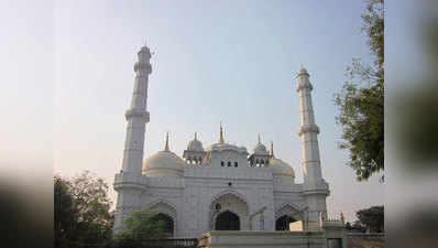 मुगल वास्‍तुकला का बेहतरीन नमूना है मस्जिद औरंगजेब