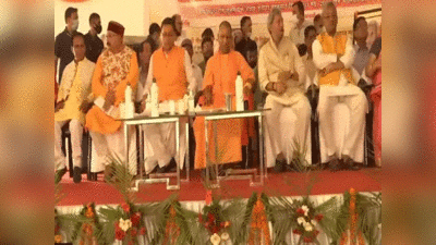 Yogi In Uttarakhand: एक संन्यासी का मां से मिलना बहुत भावुक क्षण होगा...सीएम योगी का स्वागत कर बोले पूर्व मुख्यमंत्री रावत
