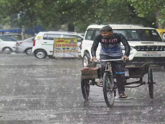 Delhi Rain News