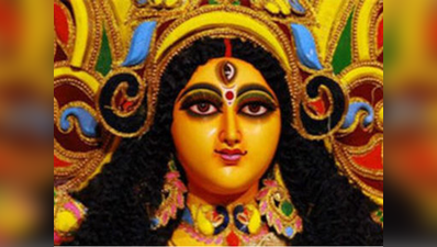 नवरात्रि में हर रोज माता दुर्गा को इस आरती से करें प्रसन्न