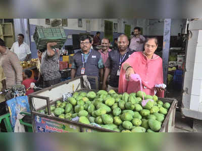 மாம்பழ பிரியர்களே உஷார்- ரசாயனக் கல் மாம்பழங்கள் விற்பனை: நெல்லையில் அதிகாரிகள் ஆய்வு!