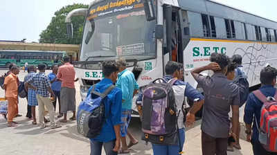 எல்லையில் நிறுத்தப்படும் பஸ்கள்; தவிக்கும் கேரளா பயணிகள்!