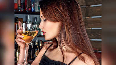 NFHS-5 Report : 22 प्रतिशत पुरुषों की तुलना में सिर्फ एक प्रतिशत महिलाएं पीती हैं शराब