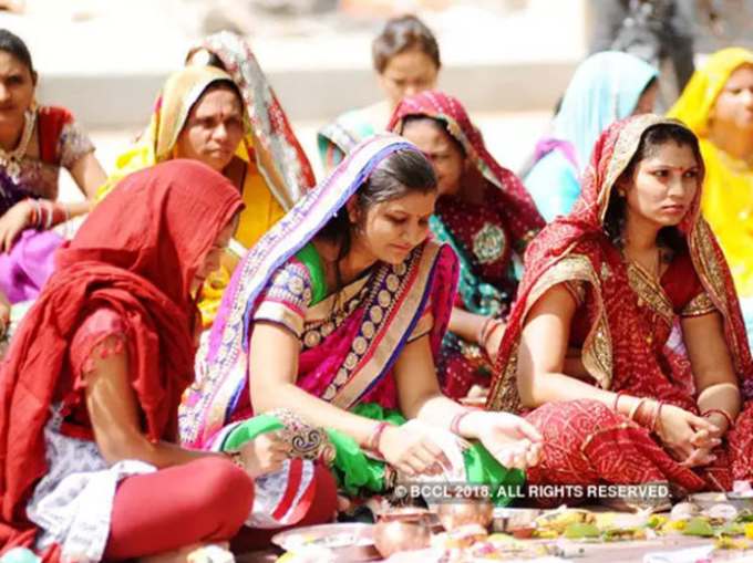 गुरुवार व्रत कथा रानी और उसकी बहन का संवाद