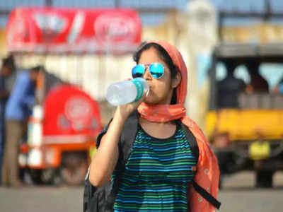 UP Weather Updates: यूपी में मौसम ने फिर बदला मिजाज, रिमझिम बारिश के बाद फिर 40 के पार जा सकता है पारा