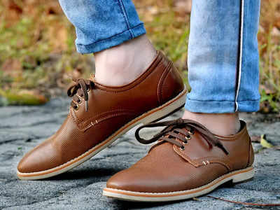 आपकी ड्रेसिंग स्टाइल को कई गुना ज्यादा बेहतर बना देंगे ये Casual Shoes, हर कोई करेगा तारीफ