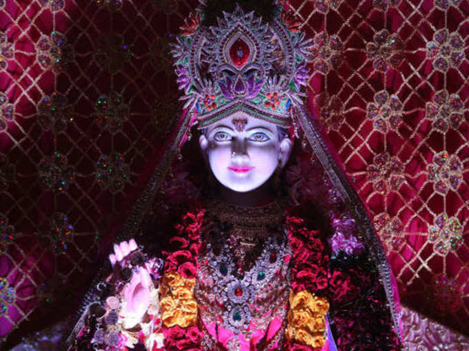 जबलपुर में है देवी लक्ष्‍मी का यह मंद‍िर