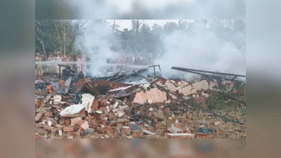 Saharanpur News: सहारनपुर की पटाखा फैक्ट्री में लगी भीषण आग में मालिक समेत 4 की मौत, कई  झुलसे