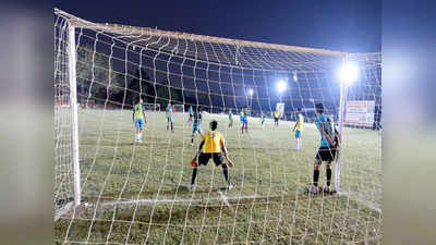 Lucknow News: सुपर स्पोर्ट्स कप फुटबॉल टूर्नामेंट में इन चार टीमों ने बनाई सेमीफाइनल में जगह