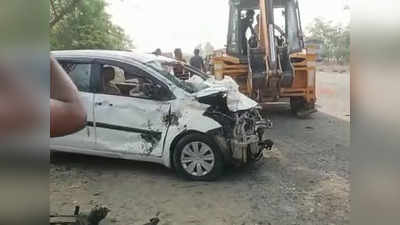 Rohtas Accident News : तेज रफ्तार कार बनी काल, 3 लोगों को कुचलते हुए ट्रक से टकराई