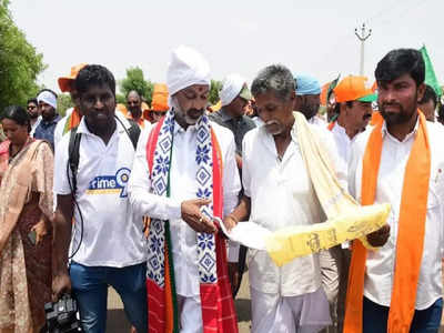 కేసీఆర్ దేశం విడిచి పారిపోవడానికి సిద్ధంగా ఉన్నారు.. ఇప్పటికే ఆ సొమ్మంతా అక్కడ దాచారు: బండి సంజయ్