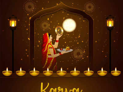 Karwa Chauth 2022 Vrat Katha: पूजा के वक्‍त पढ़ें करवा चौथ व्रत की यह कथा