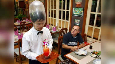 थाईलैंड के इस रेस्टोरेंट को देख उड़ जाएंगे होश, फूलों और शीशे से नहीं ‘Condom’ से सजाया गया है हर कोना