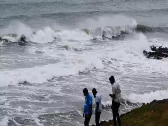 Asani Cyclone Effect On Maharashtra